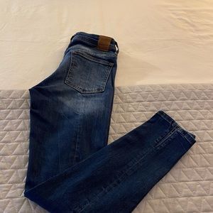 Zara cute jeans . Very good condition